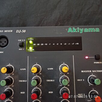 Mixážní pult Akiyama DJ50 - 3