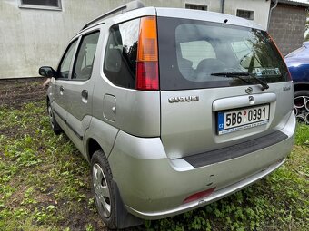 Suzuki Ignis 1,3 68 kw 2008 bourané - 3