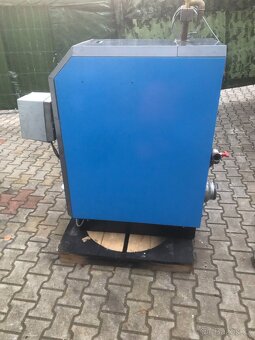 Prodám kondenzační kotel na olej 28,2 Kw - 3