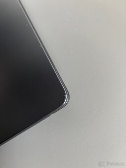 MacBook Air 13" M4, 24GB RAM, 512GB SSD CZ Temně Inkoustový - 3