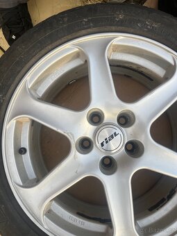 Kola Rial 18r 225/50 - 3