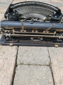 Psací stroj Remington - 3