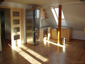 Prodej mezonetového bytu 104 m2, 5+kk v Kladně - 3