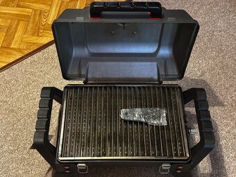 Přenosný plynový grill Char-Broil Grill2Go - 3