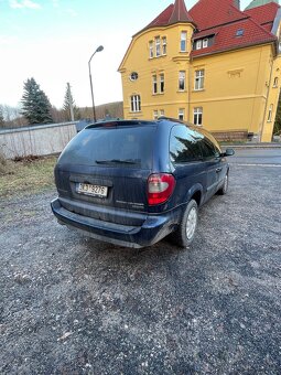 Chrysler Grand Voyager - 3