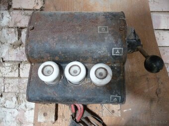 starý elektromotor - 3
