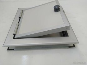 Revizní dvířka, zateplené,do pur panelu - 3