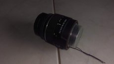 Sony alpha 500 s objektivem Sigma 1:2.8 - 4.5/17 - 70 mm - 3