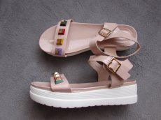 NOVÉ DÁMSKÉ BOTY - různé značky a modely - 3