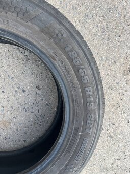Pneu 185/65/15 - 3