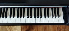 Klavír Yamaha IDP 141 - 3