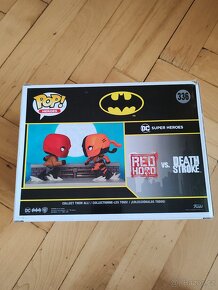Funko POP Red hood vs Deathstroke - 3