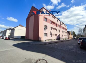 Moderně zrenovovaný byt 1+kk v České Třebové - 3