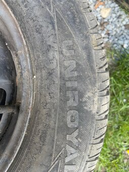 Pneu 155/80 R13 - 3