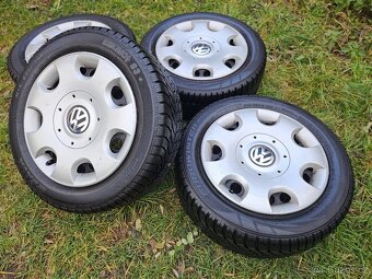 Kompletní zimní ocelová kola VOLKSWAGEN - 205/55 R16 - 5x112 - 3