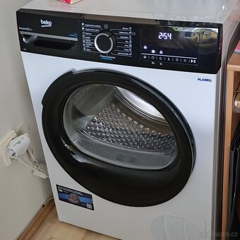 Sušička Beko 8kg prádla - skoro nová V záruce - 3