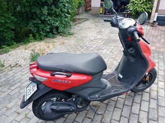 Skutr Yamaha Neos - 3