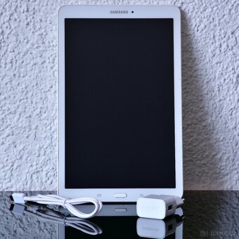 SAMSUNG GALAXY TAB E 9.6" NABÍJEČKA+KABEL+microSD - 3