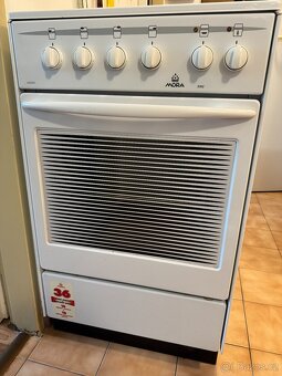 Elektrický sporák Mora 3302 - 3