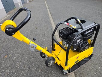 Vibrační deska TEKPAC TP5030-2 hydraulická - 3