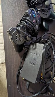 Sony Playstation 2. plus Hry - 3