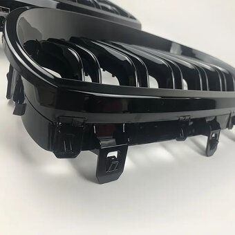 LEDVINKY GRIL MŘÍŽKA pro BMW 5 E60 E61 M5 STYLE - 3