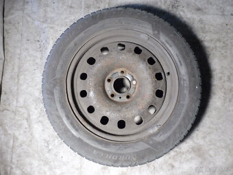 Prodám 2  orig.16" plech. kola + zimní pneu. PEUGEOT 407 - 3