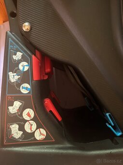 Autosedačka Chicco - 3