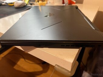 Herní notebook Asus - 3