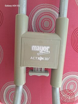 Rostoucí židle - 3