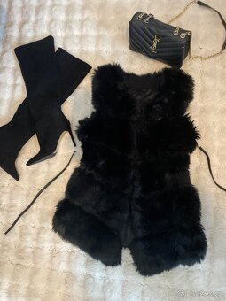 Guess kozisek vesta cerna kozesinova  kabat 38 - 3