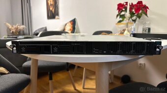 HP ProLiant DL20 Gen9 CPU: Intel(R) Xeon(R) CPU E3-1230 v5 - 3