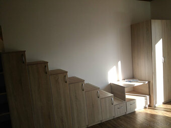 Pokojová sestava z masivu - 3