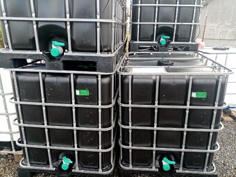 IBC nádrže potravinářské + pěkné bílé černé - 3