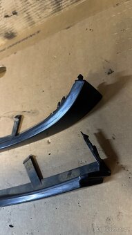 Lišty pod světla BMW E46 - 3