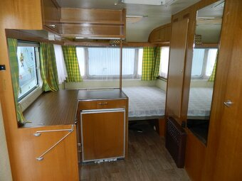 Dvouosý karavan Tabbert se stanem - 3