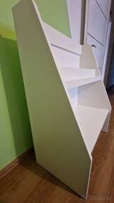 Police na knihy s úložným prostorem Bergig (Ikea) - 3