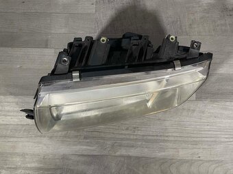 ŠKODA FABIA 1 1999-2007 - 6Y - světlo LP - HELLA - 3