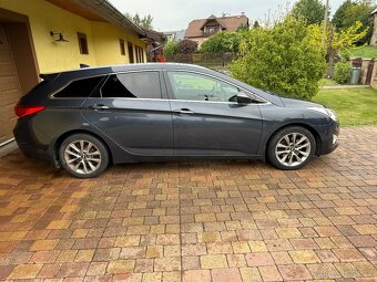 Hyundai i40 1.7crdi, nízký nájezd KM - 3