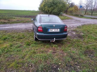 Škoda Octavia 1600 benzín - 3