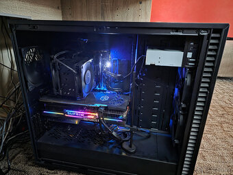 i9 12900k, 64GB RAM, RTX 4080-v záruke, 3x SSD (4,5TB) - 3