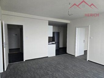 Pronájem bytu 3+kk, rekonstrukce, 65 m2, Žižkovo náměstí - A - 3