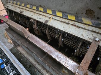 Jednohřídelový drtič - 3