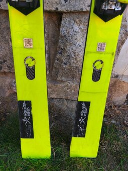 Výborné lyže Head e.Race Pro 170, R14,4 - 3