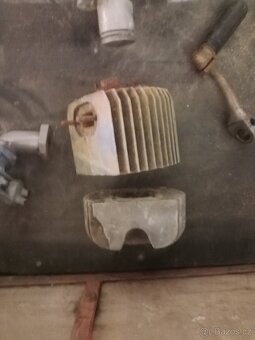 Rozebrány komplet motor pionýr na go. - 3
