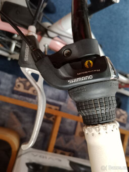 DÁMSKÉ KOLO FAVORIT - SKORO NEJETÉ - 3