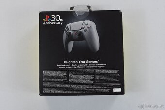 Sony DualSense 30th Anniversary Edition - 3