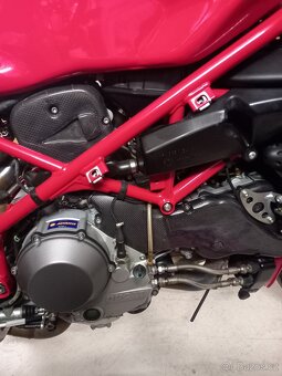 Ducati 749 999 - 3