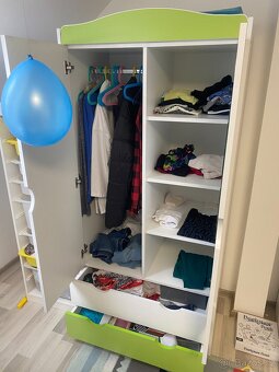 Dětská skříň 180 cm  ZELENA, PC 8900KČ - 3