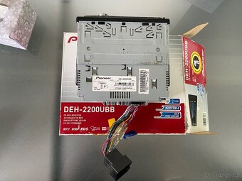 Autorádio Pioneer - 3